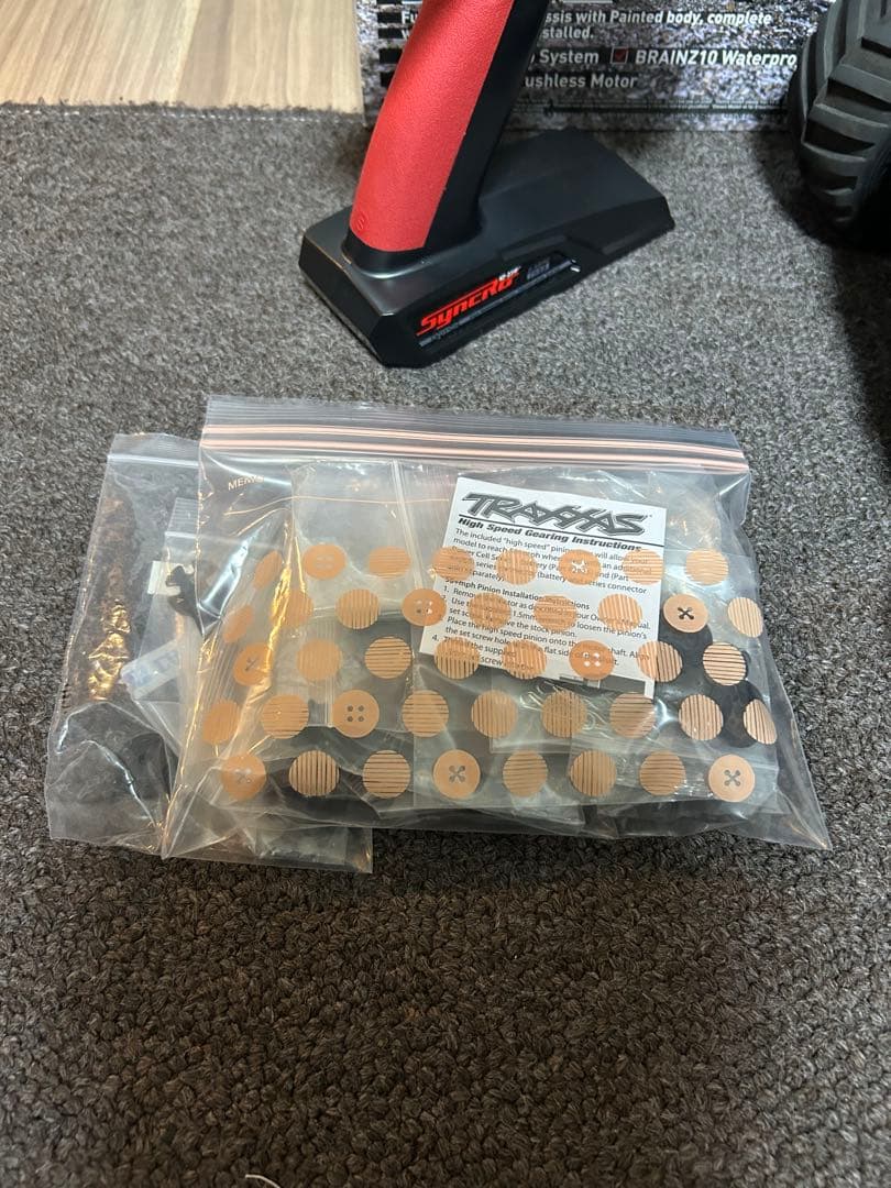 京商　マッドバン　ve ブラシレス　トラクサス　超高級ピニオンギヤ付き