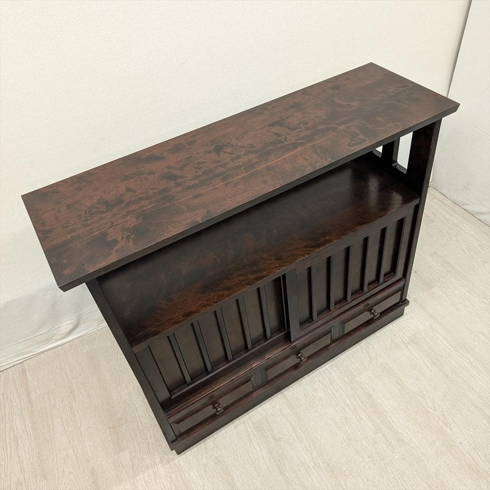 海道民芸家具　樺 カバ材　無垢　引き戸　飾り棚　茶棚　サイドボード　キャビネット