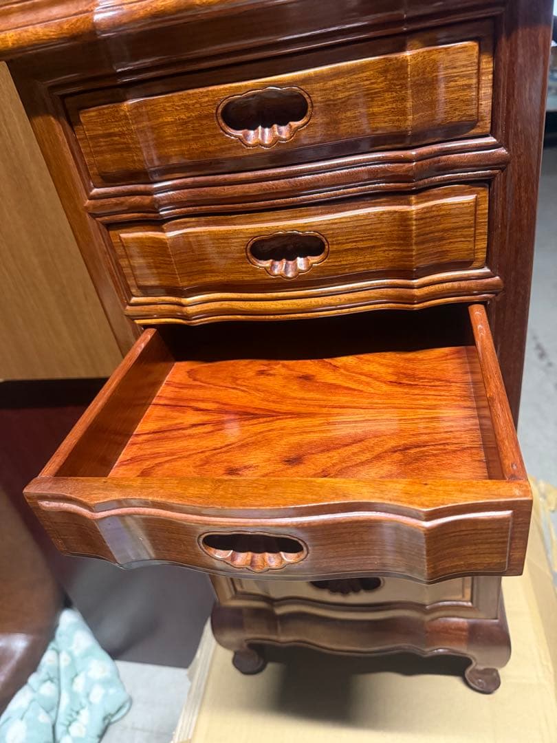 アンティーク タガヤサン チェスト