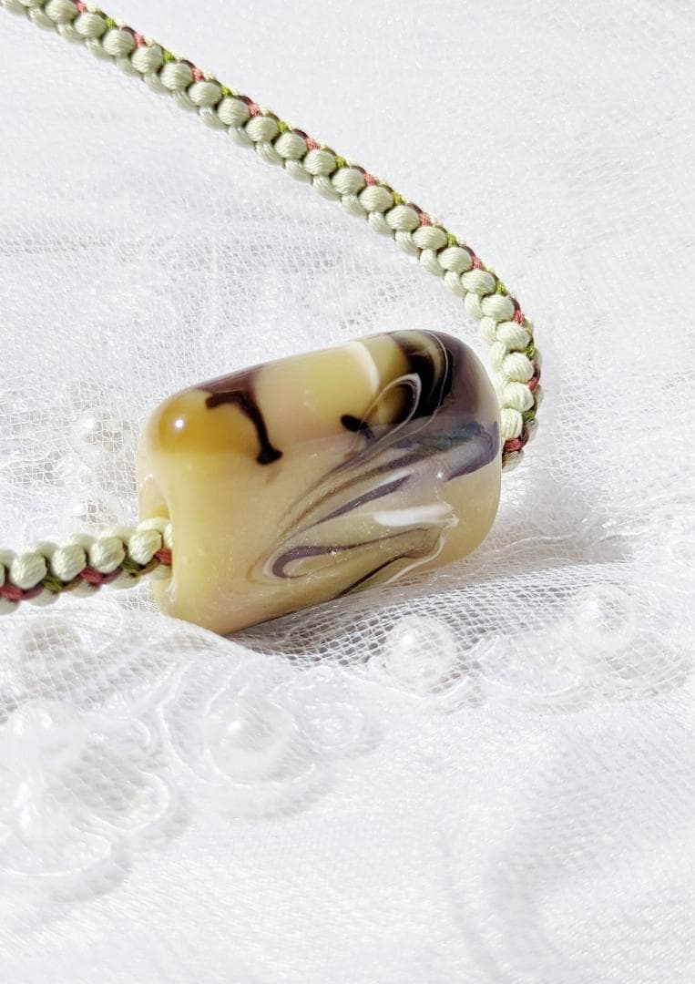 吉田正子トンボ玉（貳拾參）　「江戸組み紐」ネックレス　ガラス玉に込めた日本画