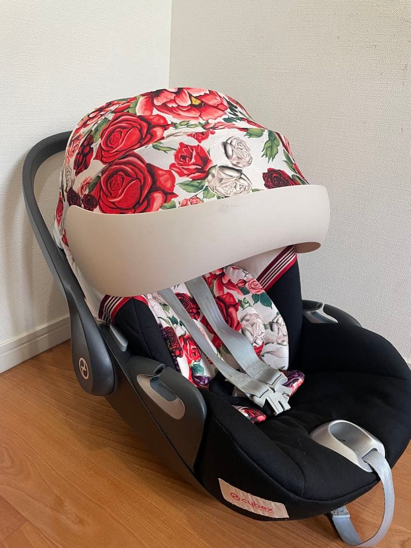 【入手困難限定品】cybex cloud z サイベックス　ベビーシート