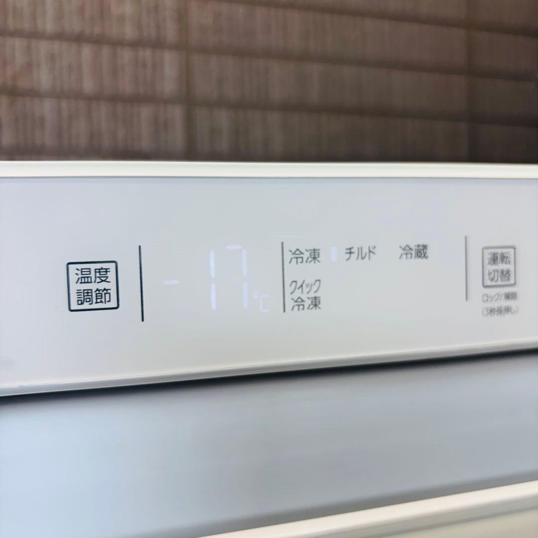 美品 2023年製 100L 冷凍庫 AQUA ガラス天板【地域限定配送無料】