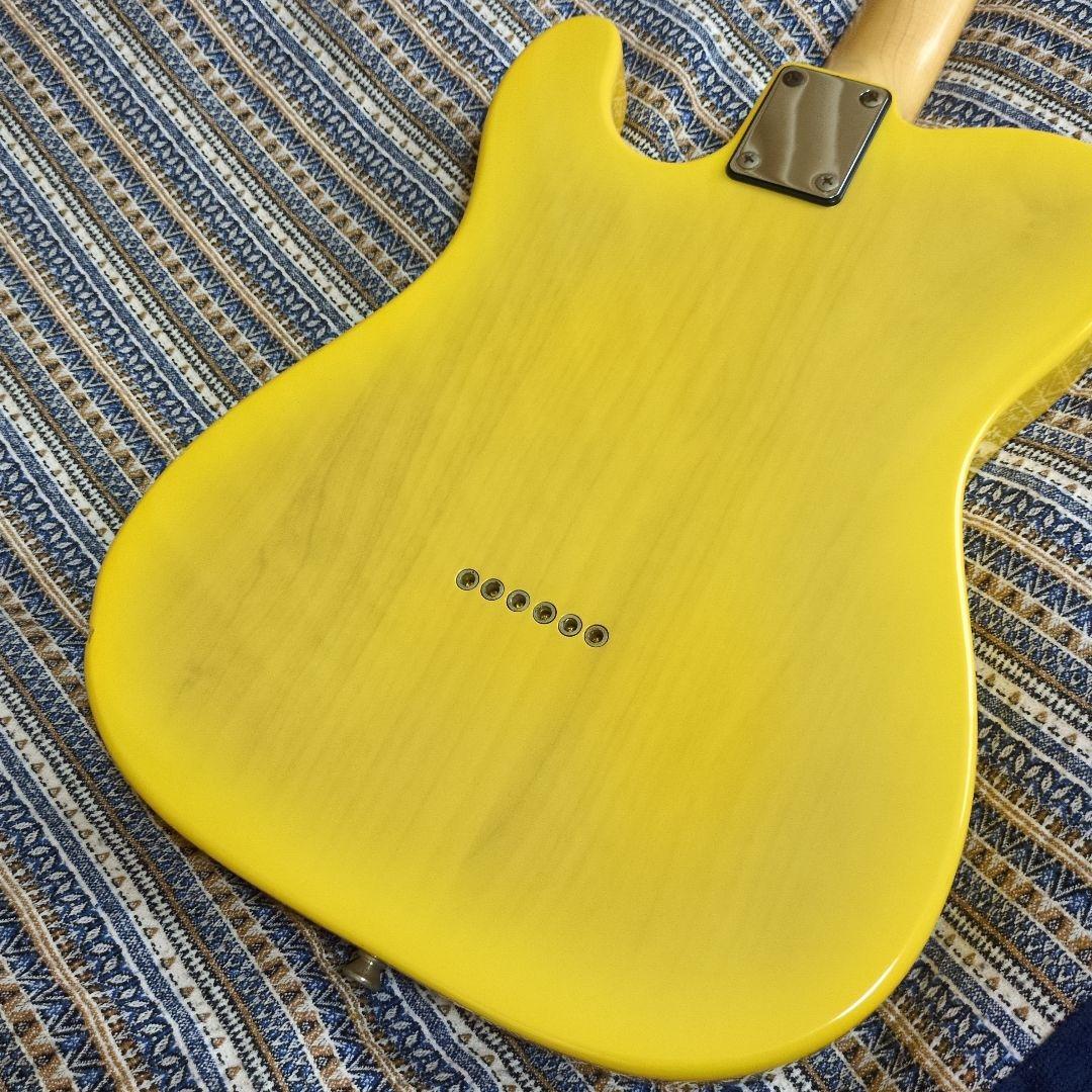 Bacchus エレキギター イエロー