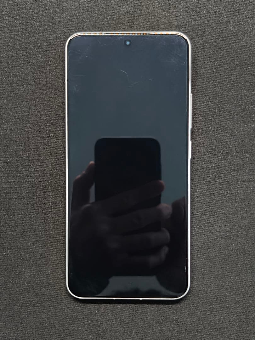 Xiaomi 15 256gb ホワイト国内版 ※細かなキズあり