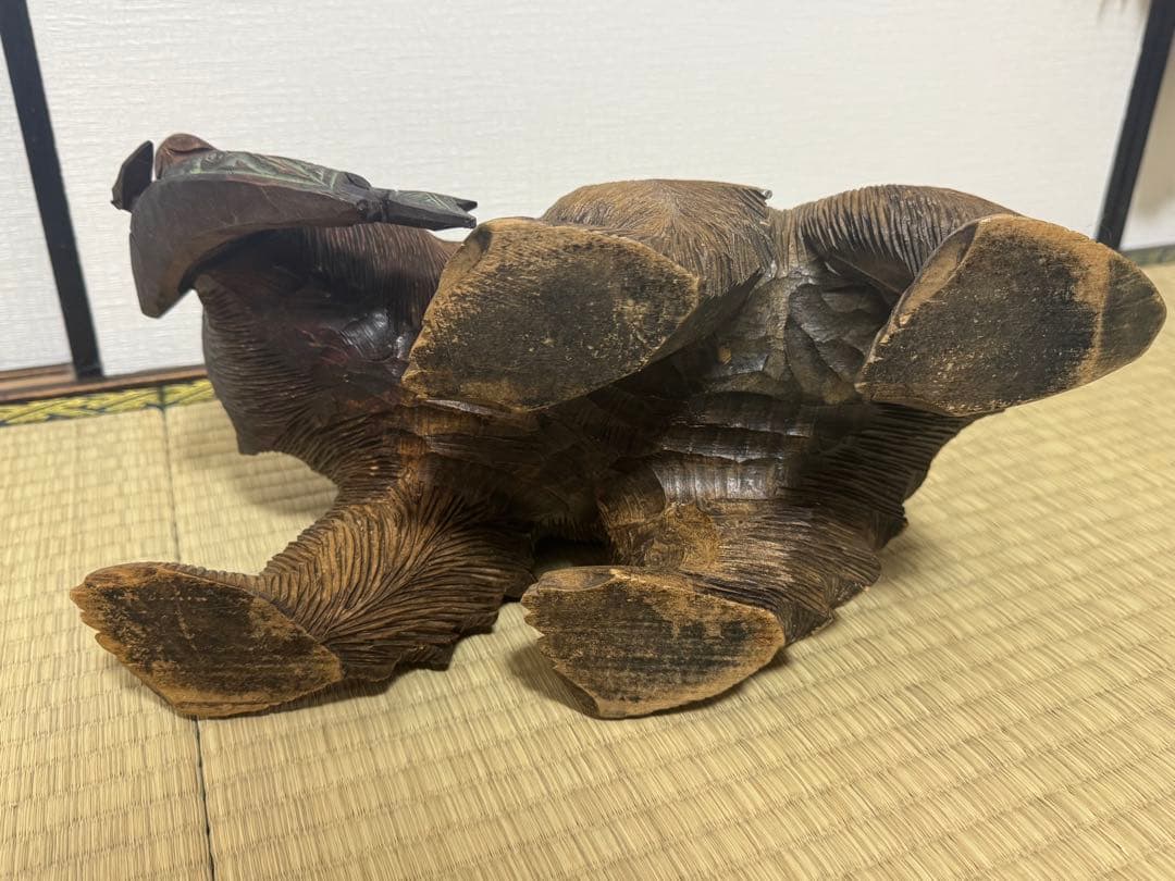 熊　木彫り　アイヌ　北海道