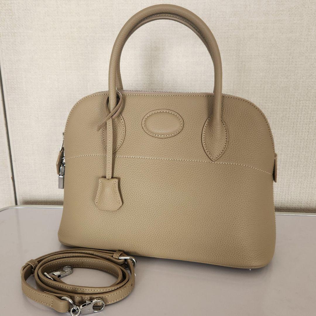 本革　ブガッティハンドバッグショルダーバッグ牛革