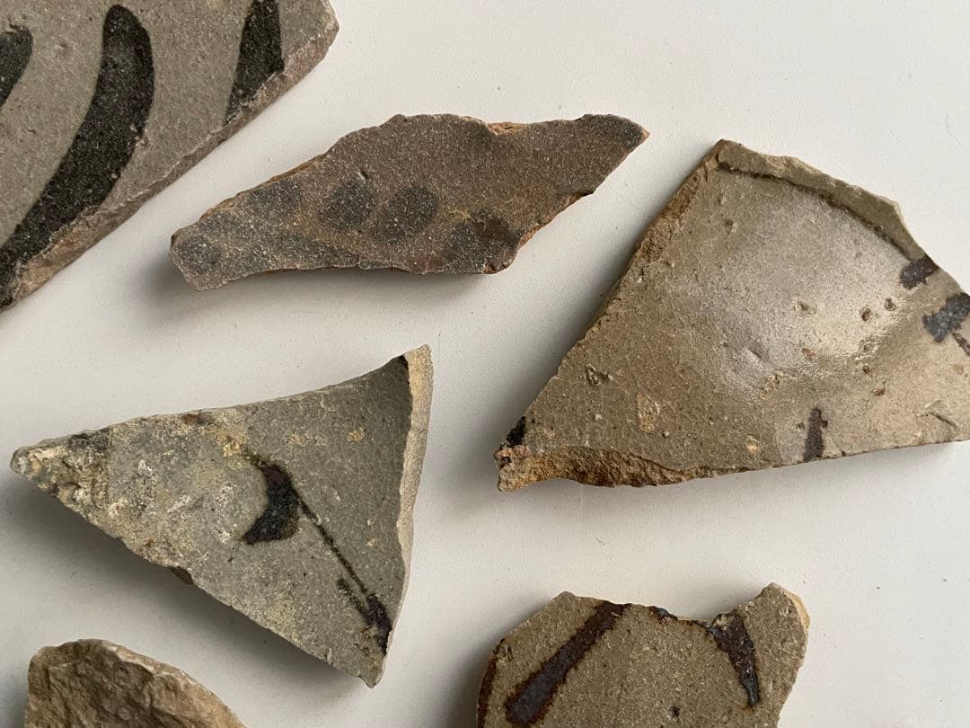 骨董　アンティーク　古唐津　絵唐津　陶片　残欠　桃山　古陶磁　出土　発掘　箸置き