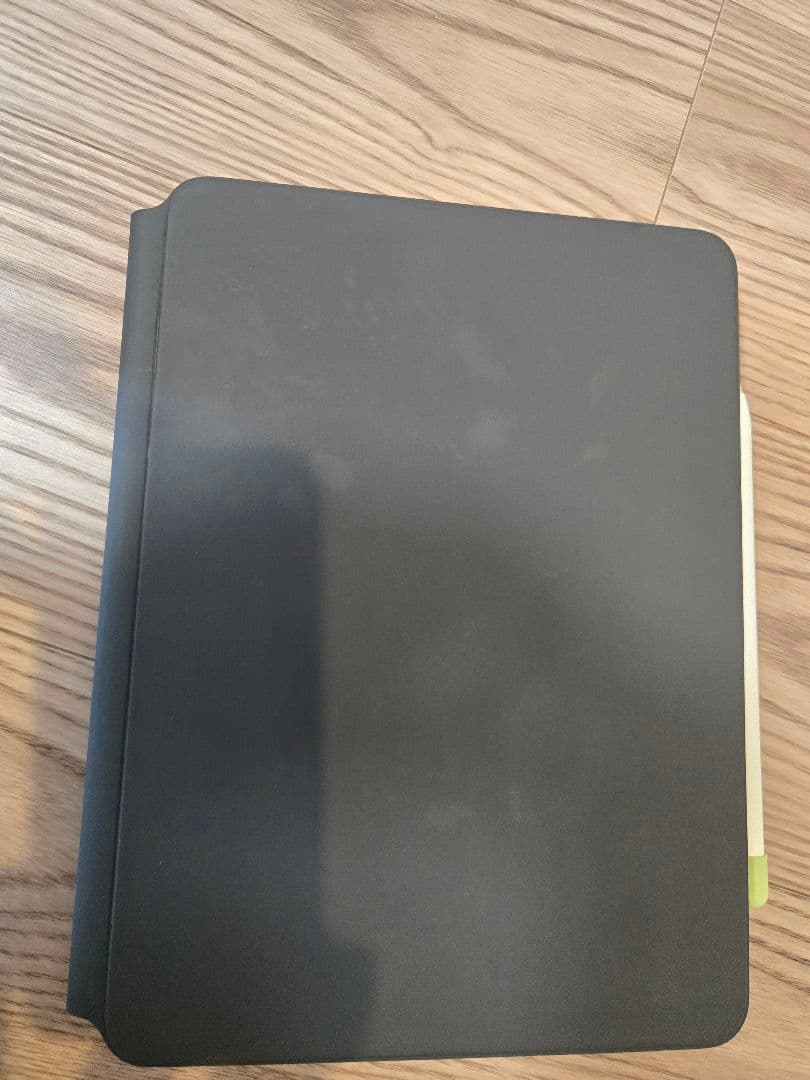 iPad Pro 11インチ 第4世代 128GB キーボード＋ペン（ジャンク）