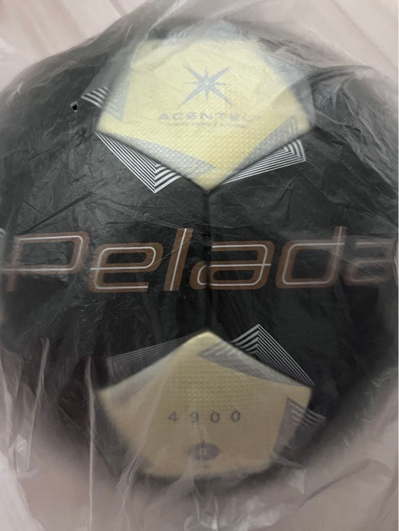 新品　限定　モルテン ペレーダ pelada 4号 ゴールド　エディション