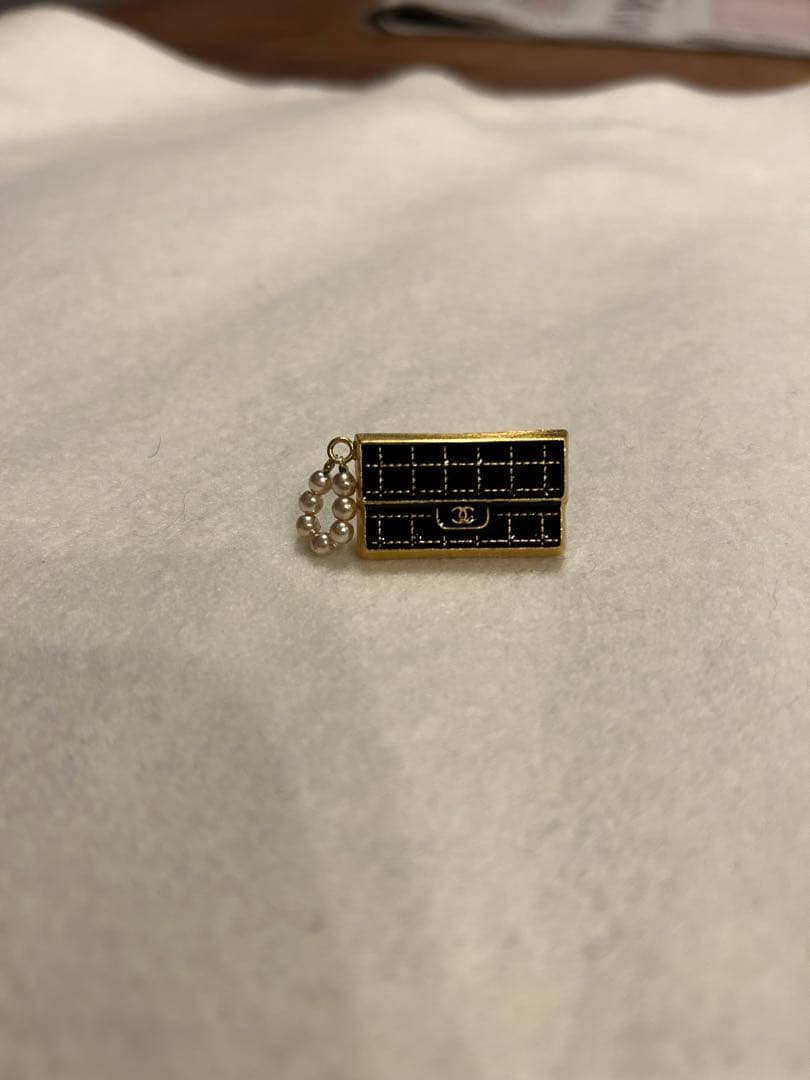 CHANELピンブローチ2つセット