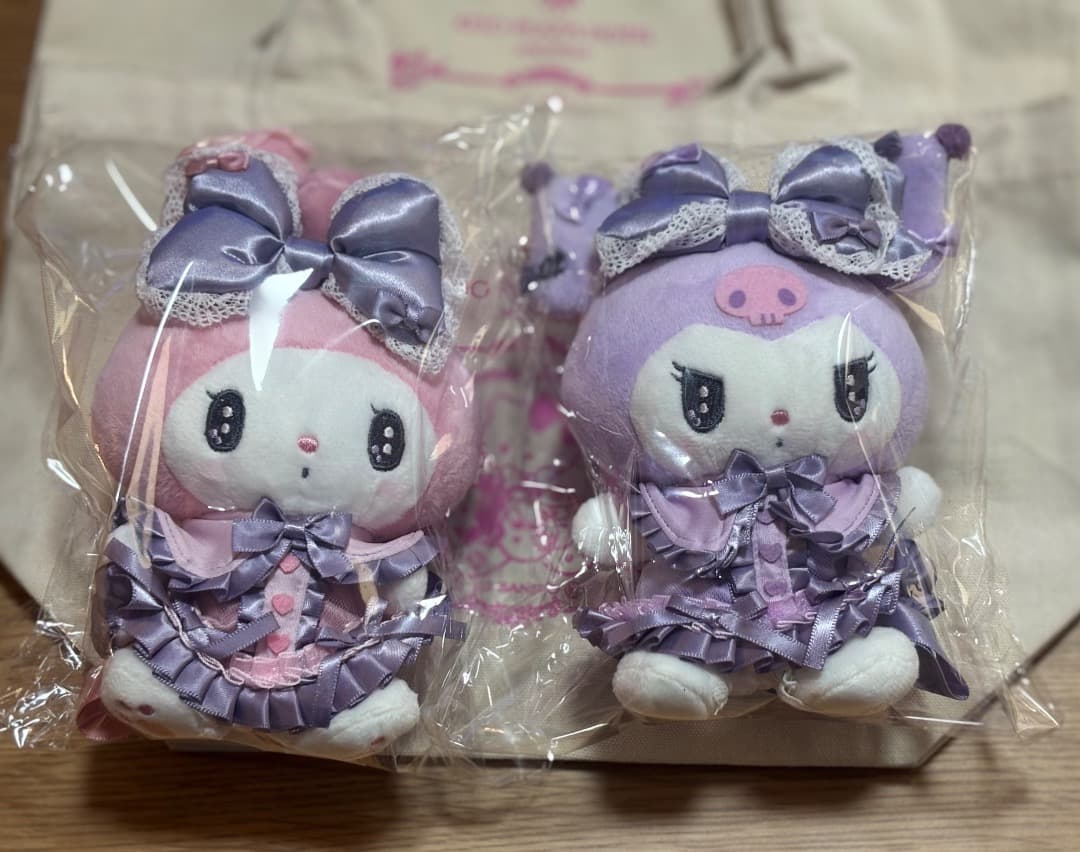 【新品】京王プラザホテル八王子　マイメロ　クロミ　ぬいぐるみキーホルダー