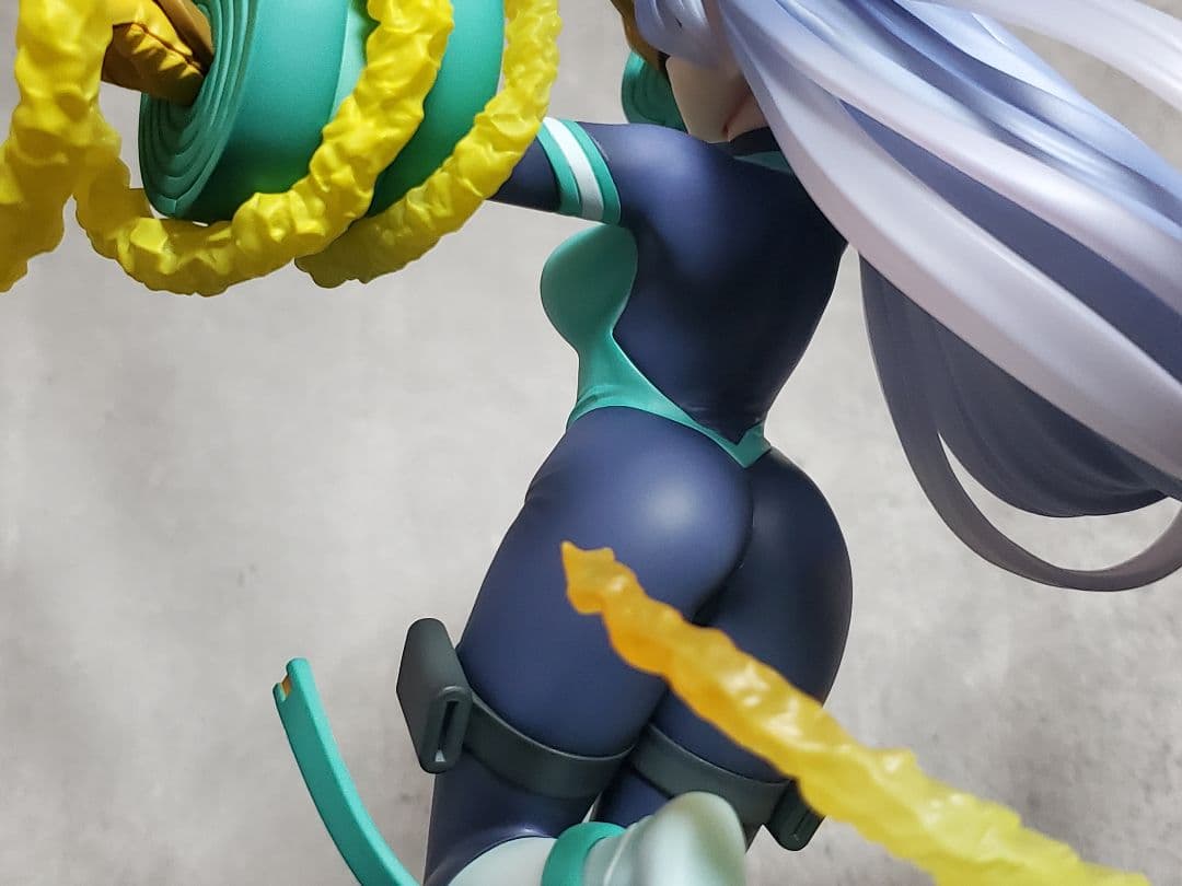 波動ねじれ フィギュア スピリテイル