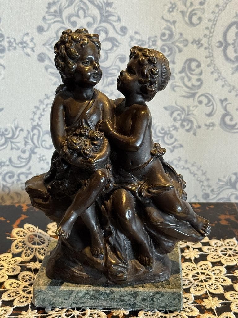 フランス　アールヌーヴォー　刻入　オーギュスト・モロー「椅子に座る子供」ブロンズ