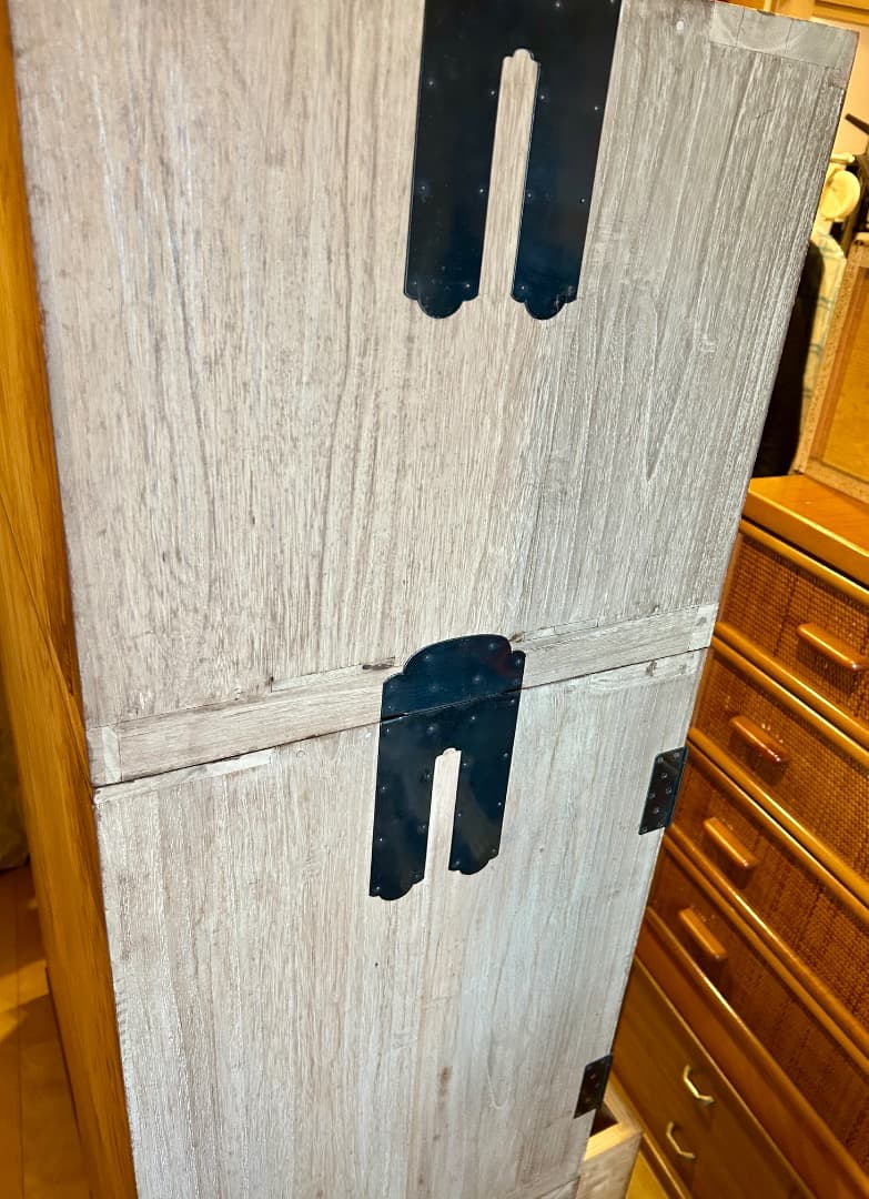 【中古品】桐箪笥　着物収納　時代家具　桐製　アンティーク　昭和レトロ　送料込