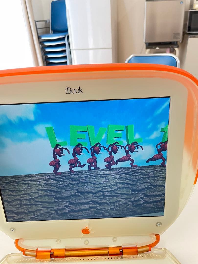 Apple iBook G3クラムシェル