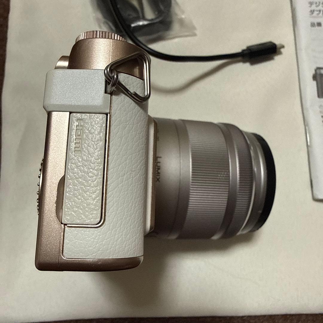 LUMIX DC-GF10 ミラーレス一眼 デジタルカメラ　ホワイト