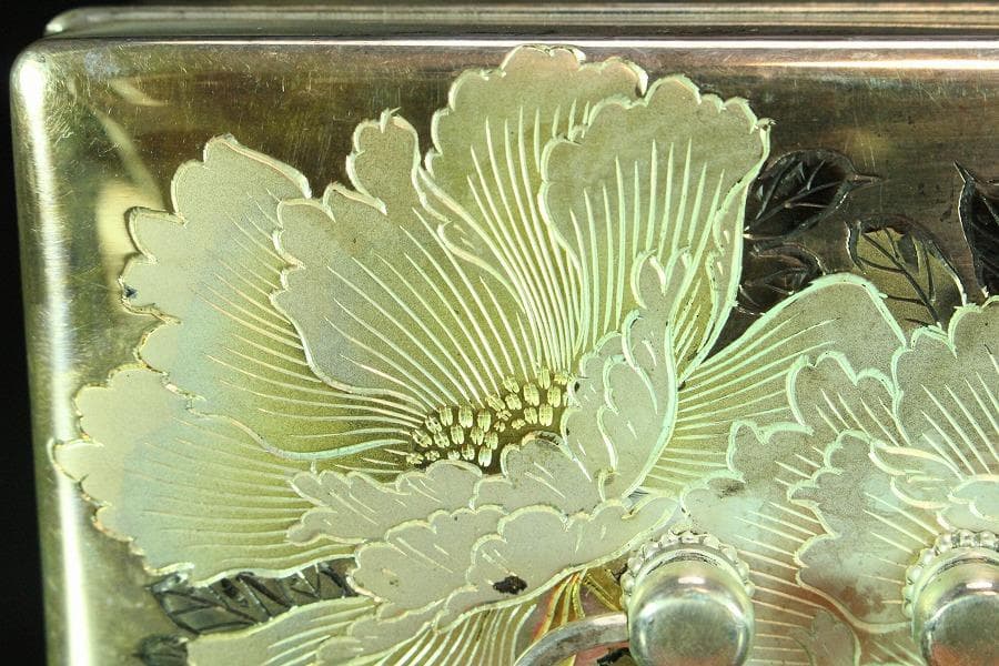 銀製 刻花紋 宝石箱 silver 鍵付 未使用(K-XA675)