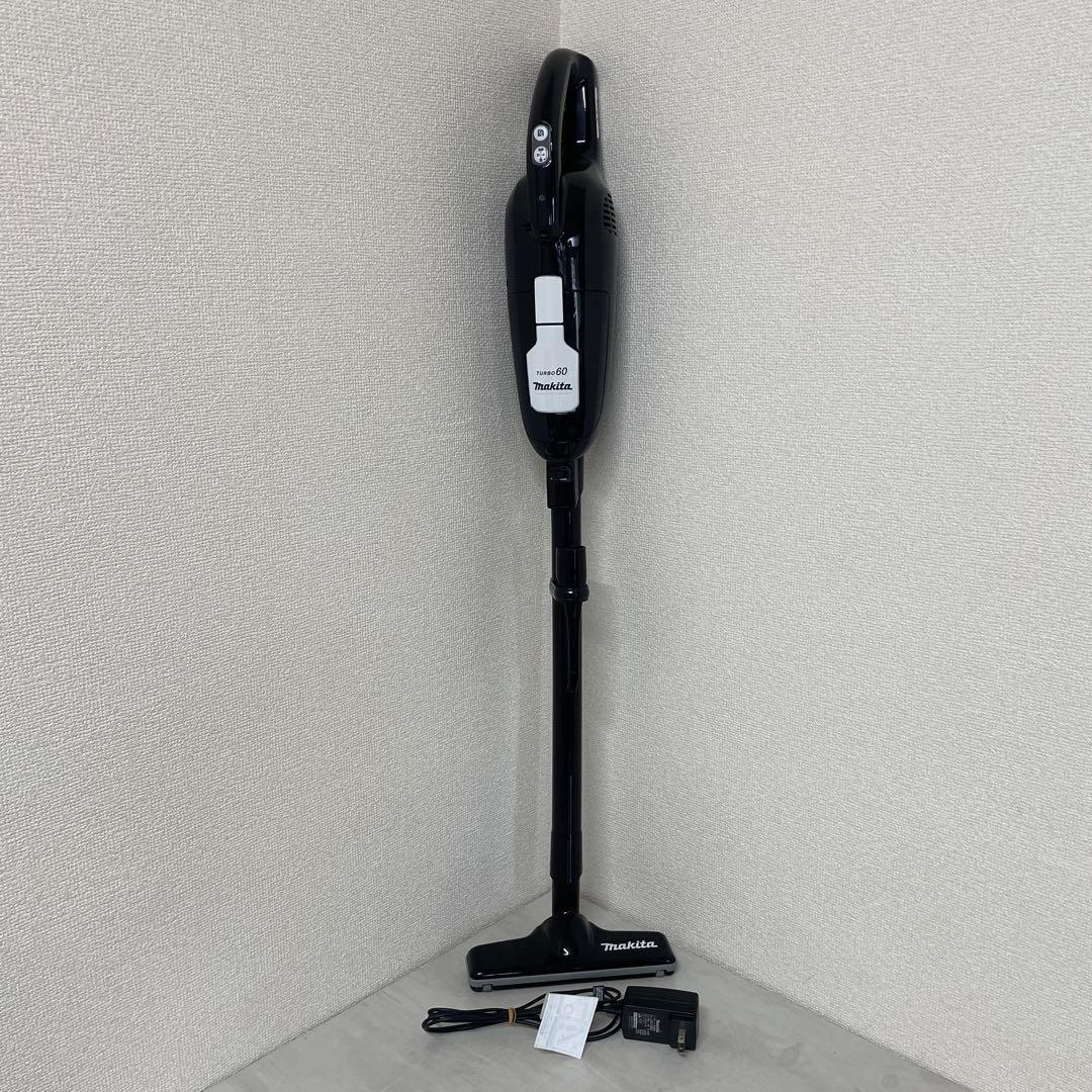 Makita CL113FD 充電式クリーナー 本体　ターボ60 紙パック19枚