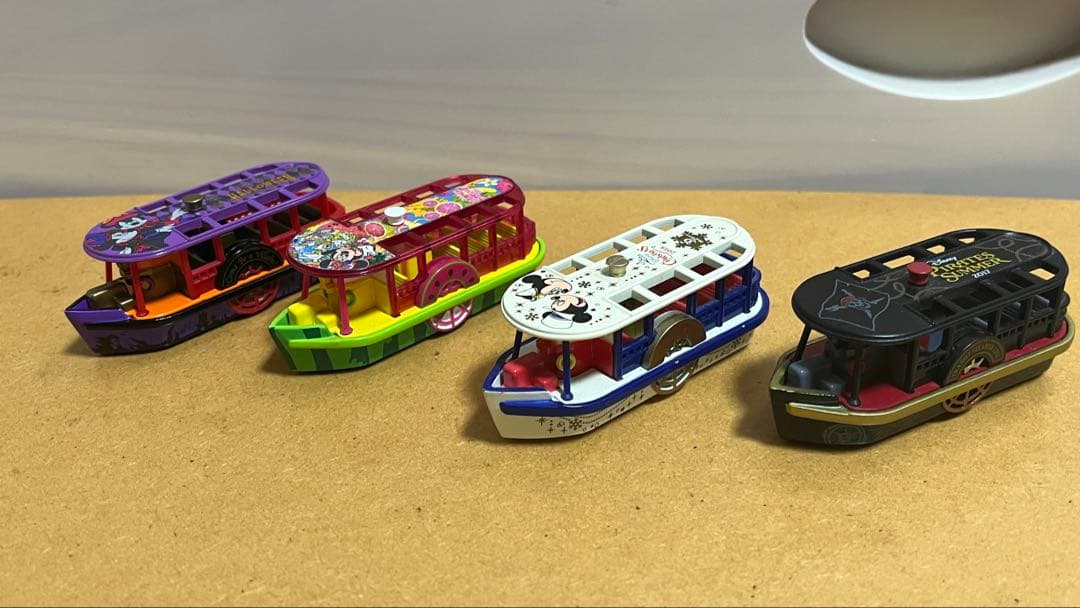 ディズニーリゾート他限定トミカ34台