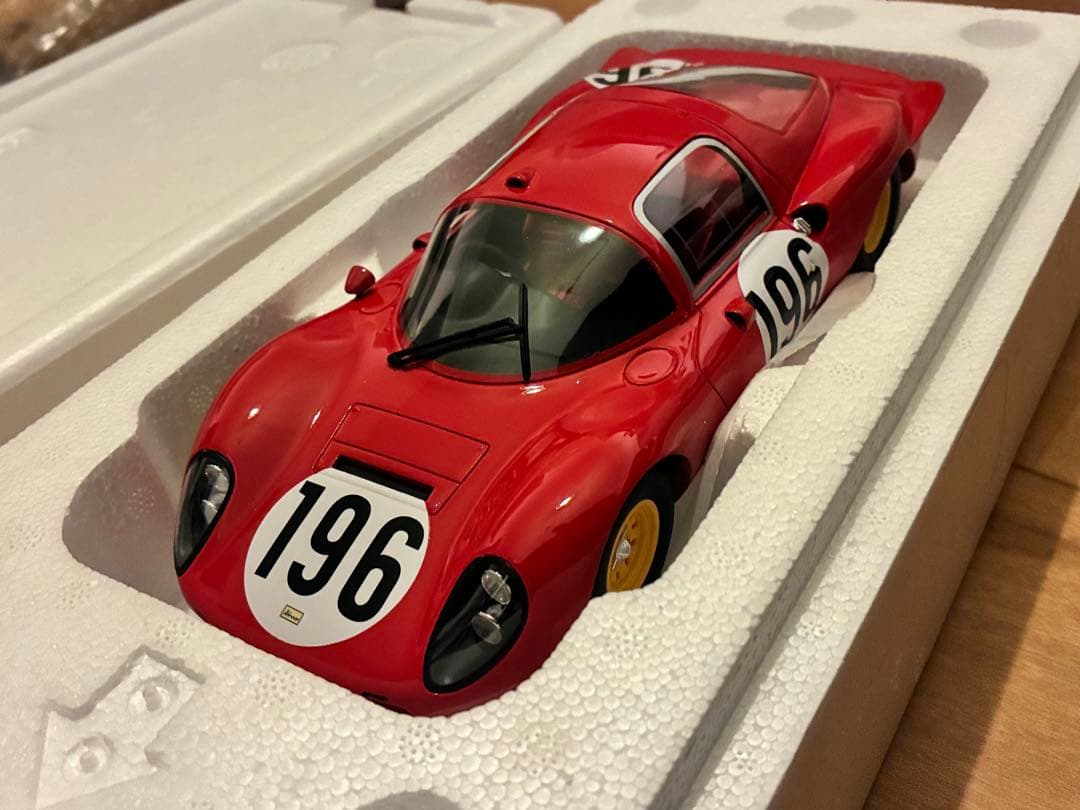 CMR 1/18 フェラーリ ディーノdino 206s 1966