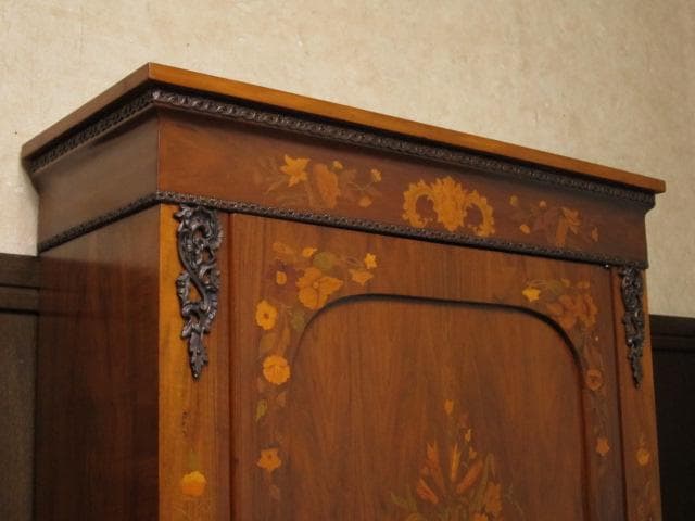 フレンチアンティーク 木象嵌 オルモル装飾 ピアキャビネット 鍵付き