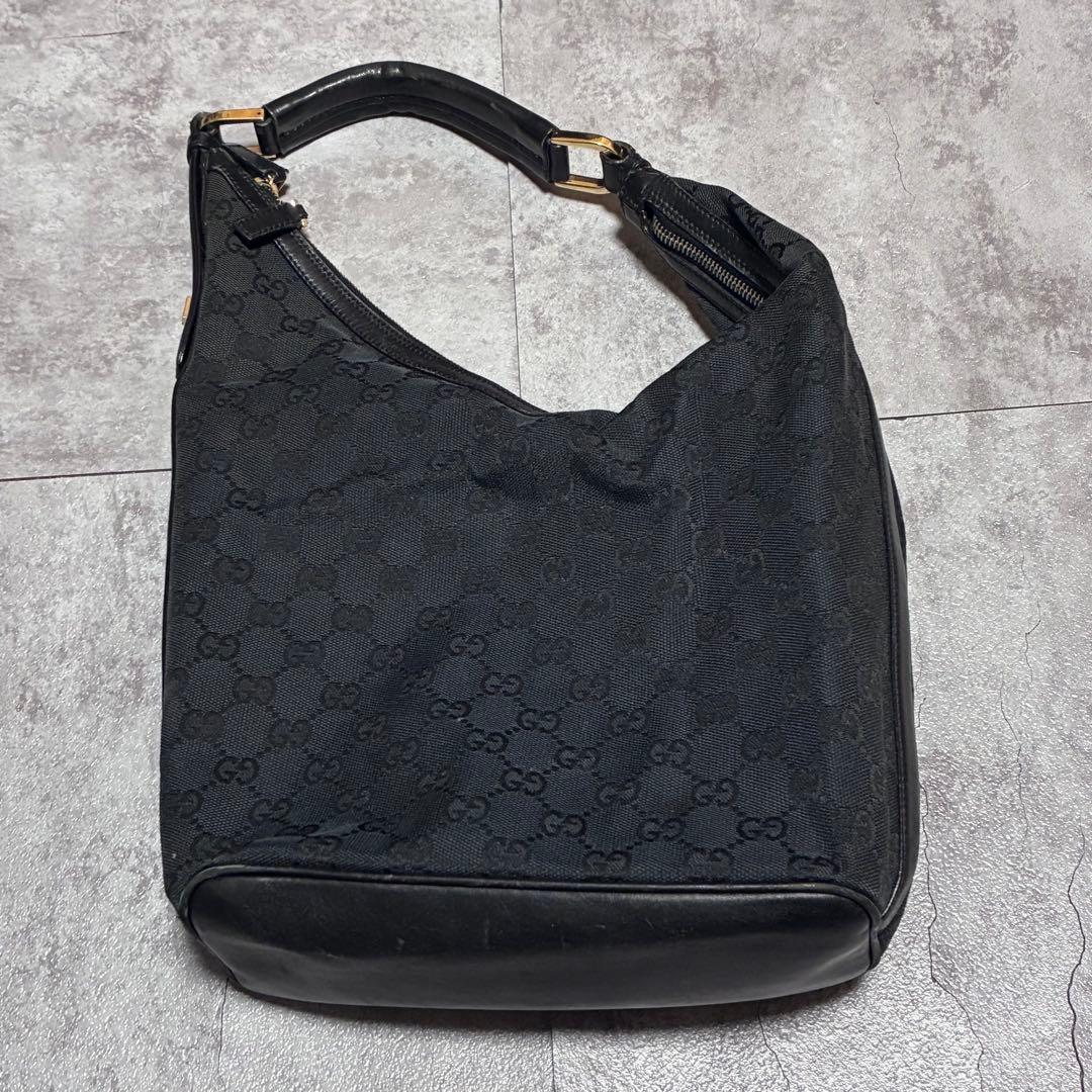 グッチ　ワンショルダーバッグ　ブラック　ggキャンバス　総柄　変形　レザー
