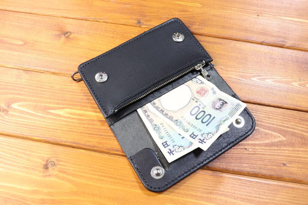 フラワースタッズ　ミドルトラッカーウォレット 　ハトメ小判カン付き