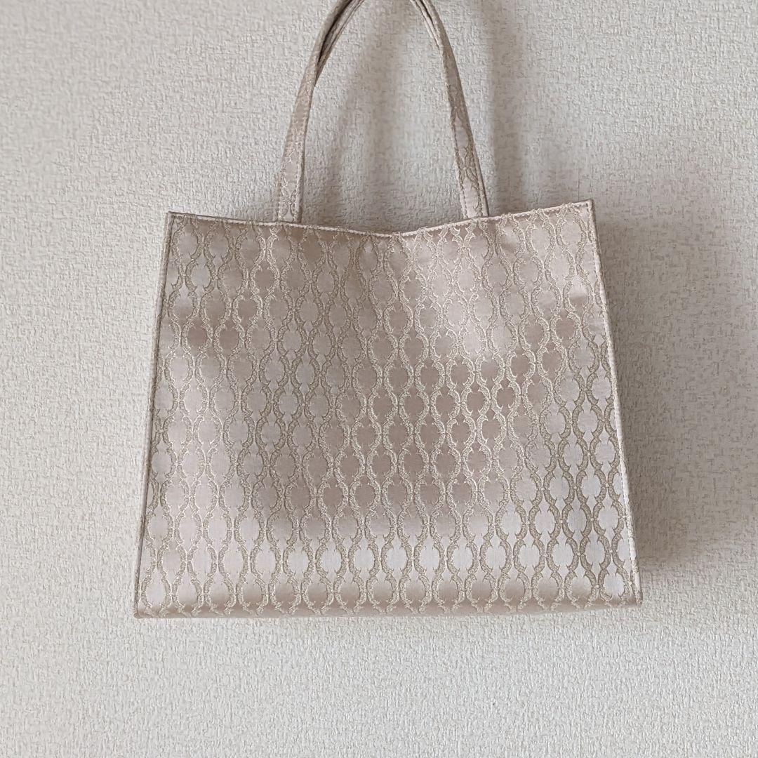 【新品・未使用】半額以下です ★ 神田胡蝶　サポートバッグ 「ウルビノ」