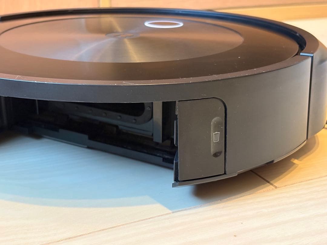 【動作良好】ルンバ j7 ロボット掃除機 本体 おまけ消耗品付き