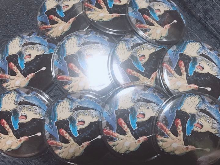 原作缶バッジ　五条悟