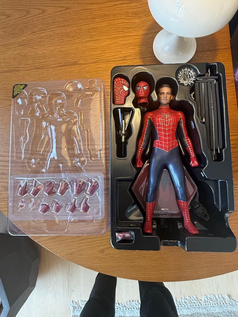 ホットトイズ フレンドリーネイバーフッドスパイダーマン