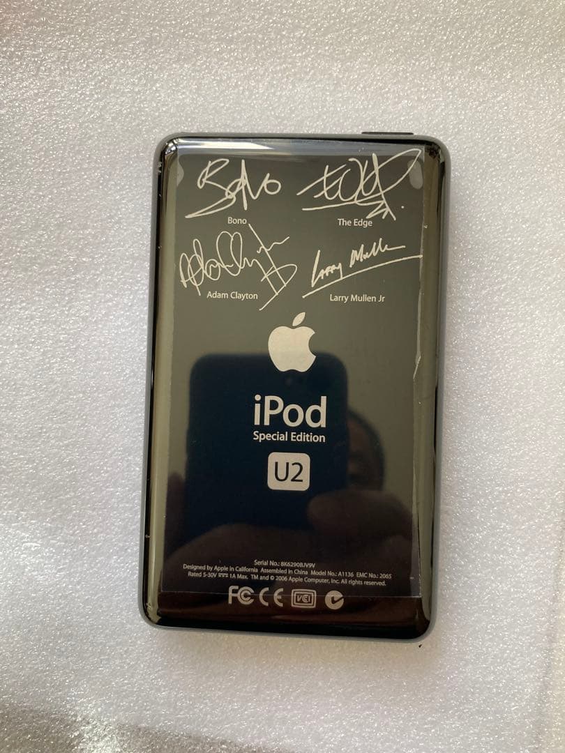 iPod classic U2SE 30GB 動作OK バッテリー交換済