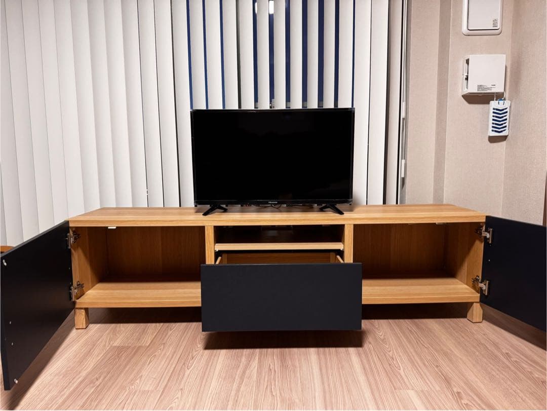 【値下げしました！】IKEA 木製テレビ台 180cm