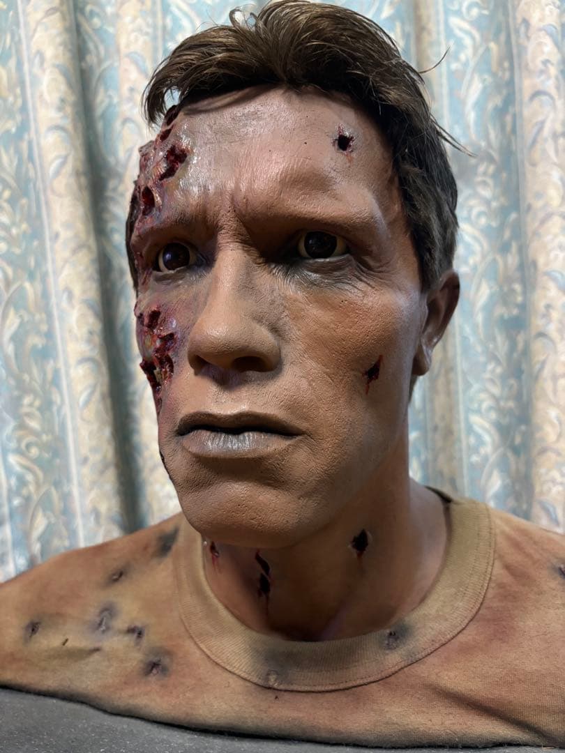 T2 ターミネーター　アーノルド・シュワルツェネッガー　ライフサイズバスト