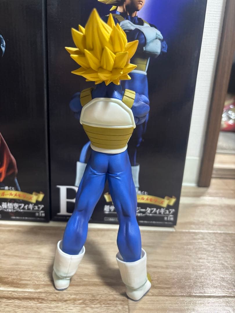 ドラゴンボール メモリーズ 超サイヤ人 孫悟空 ベジータ A賞 B賞 一番くじ