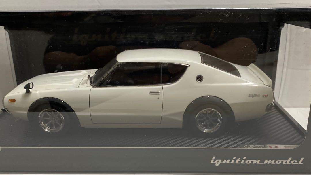 ミニカー　1/18 スカイラインGT-R イグニッションケンメリ　ホワイト