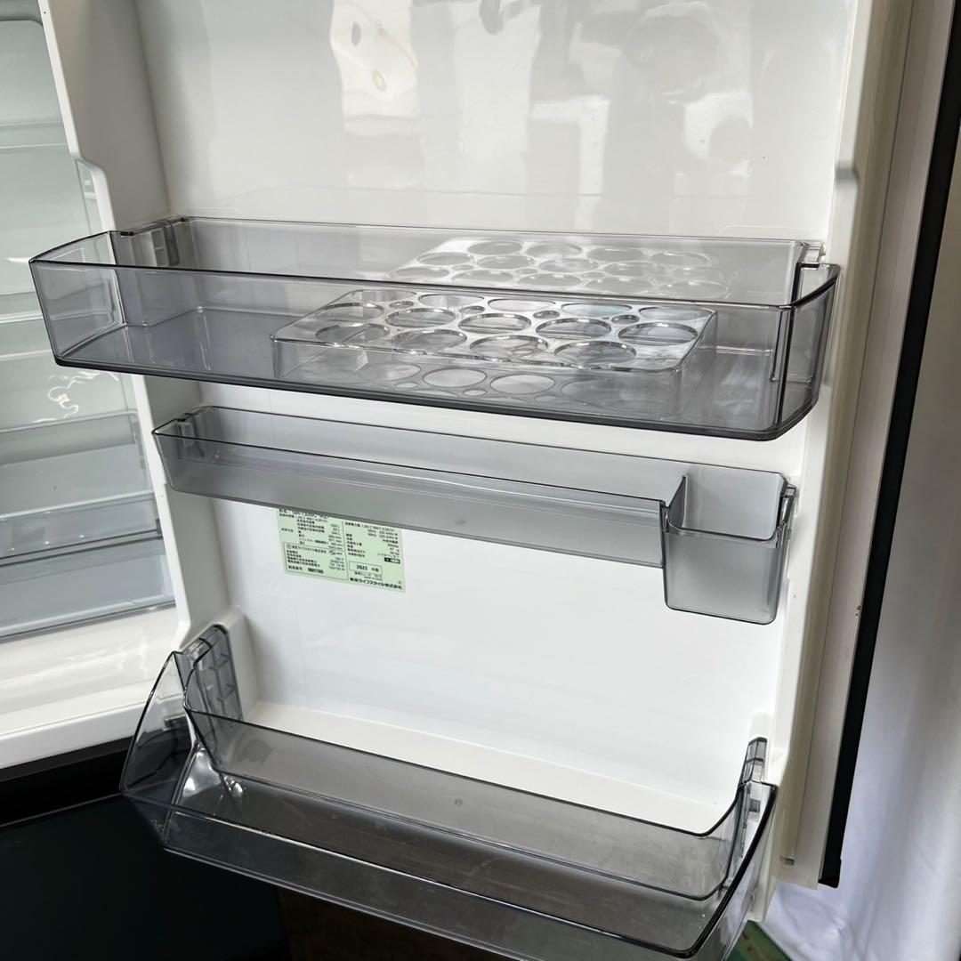 762⭕️設置無料　冷蔵庫　東芝　大型　300-400ℓ　安い　中古　黒　22年