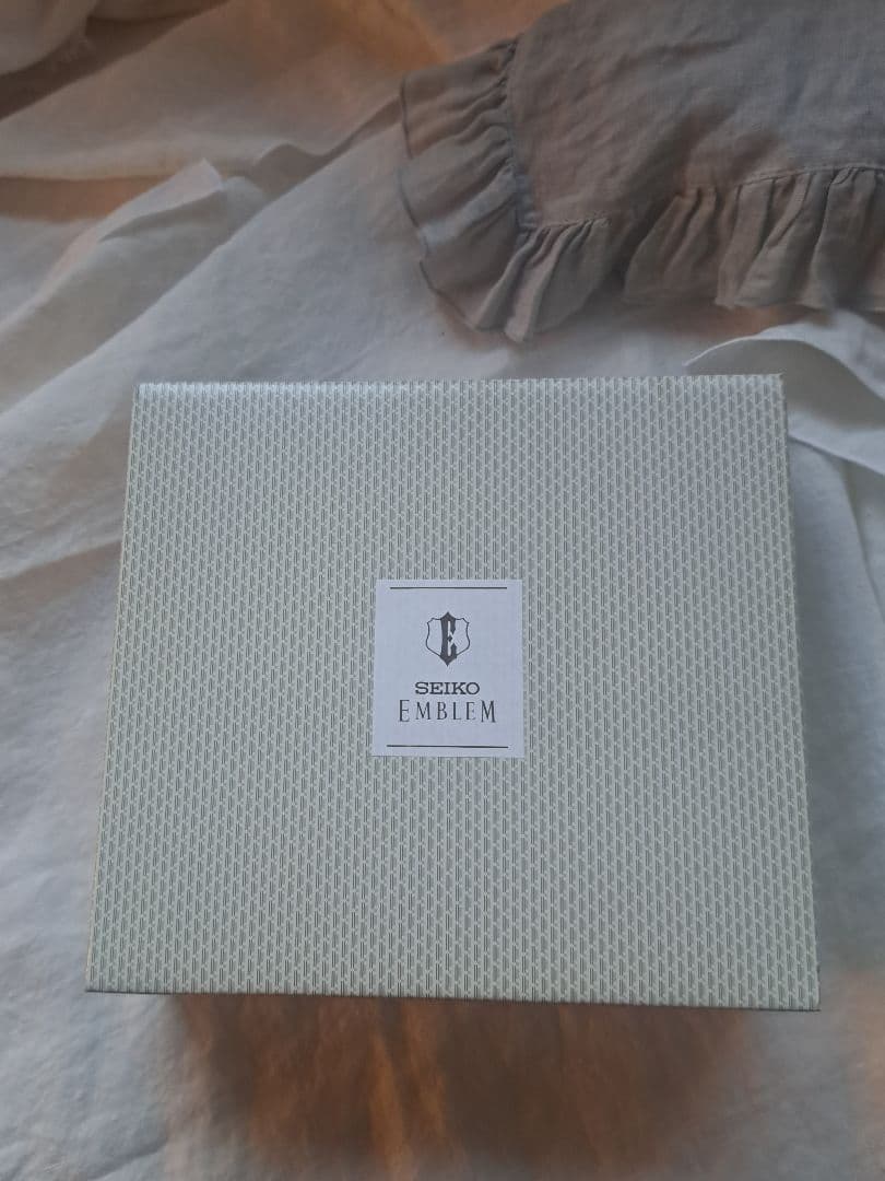 新品　SEIKO EMBLEM 置時計