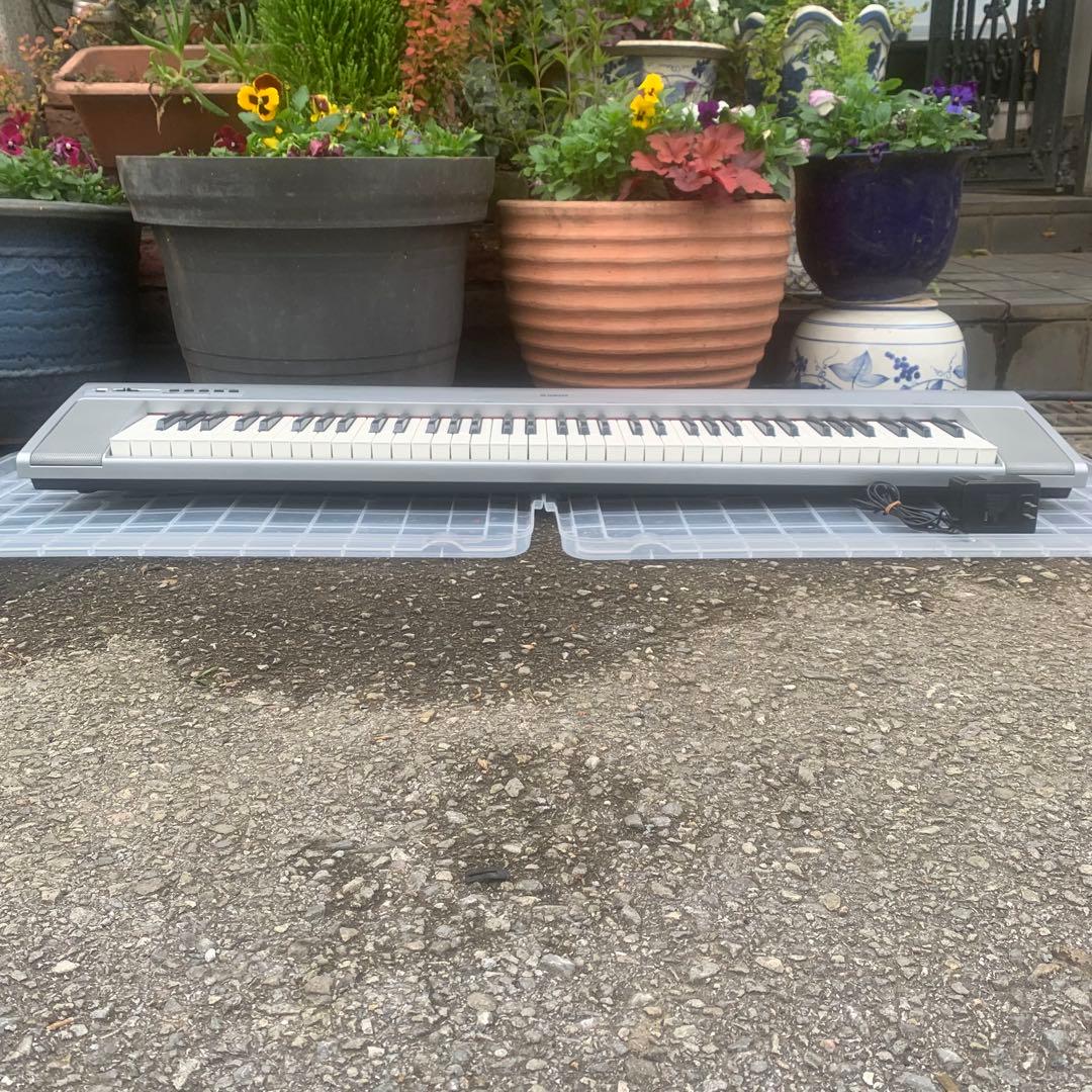 hfkh■YAMAHA 電子ピアノPortable grand NP30