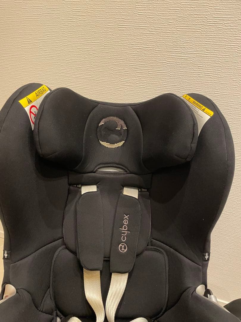 J*r様 cybex SIRONA シローナ　チャイルドシート ブラック
