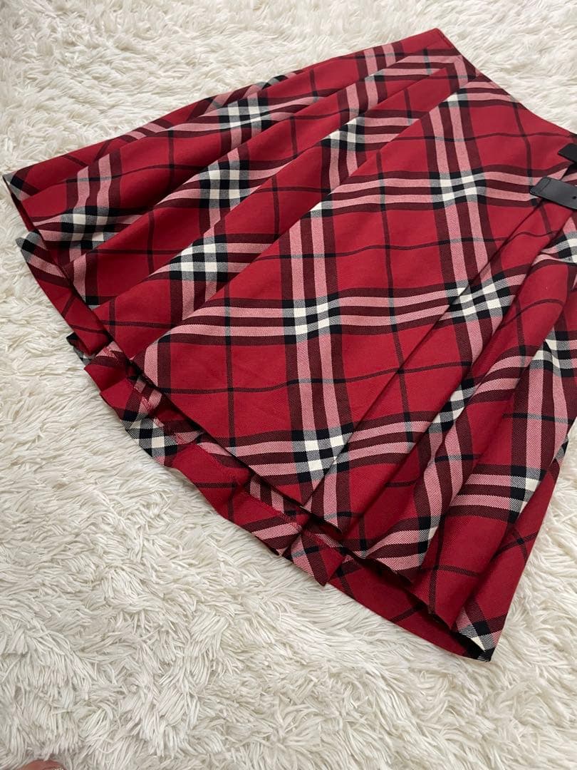 バーバリーブルーレーベル赤チェックベルト付き巻きスカート