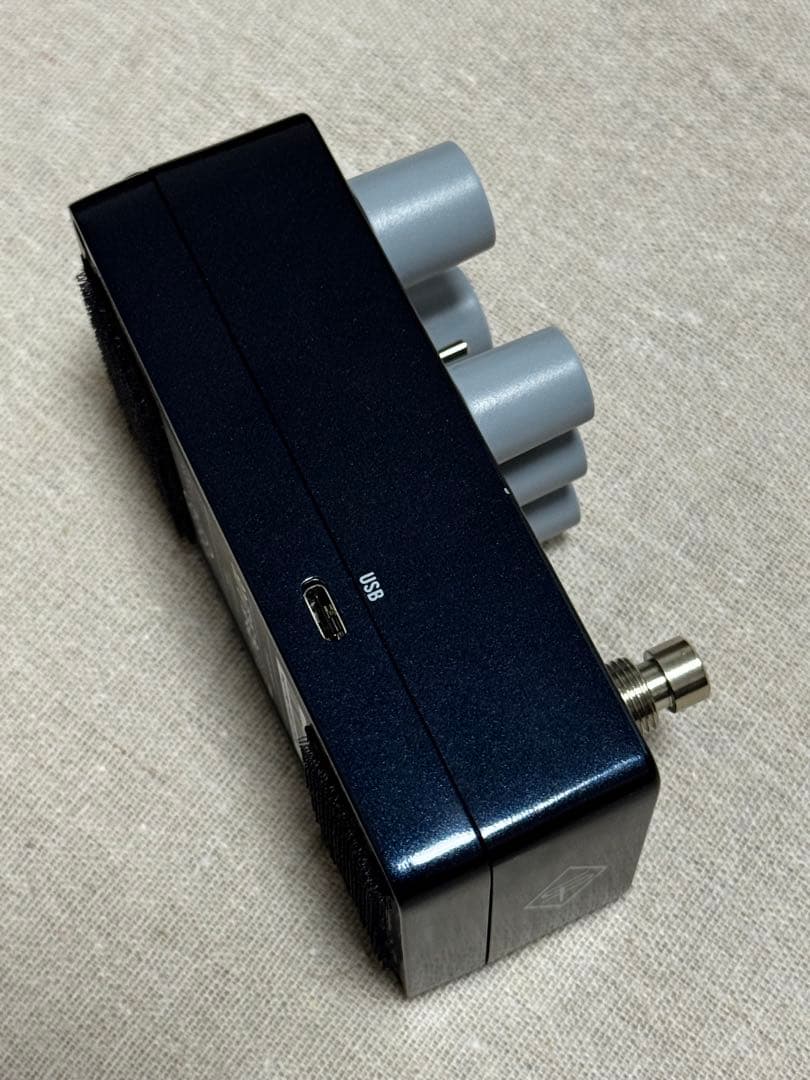 中古　UAFX Orion Tape Echo