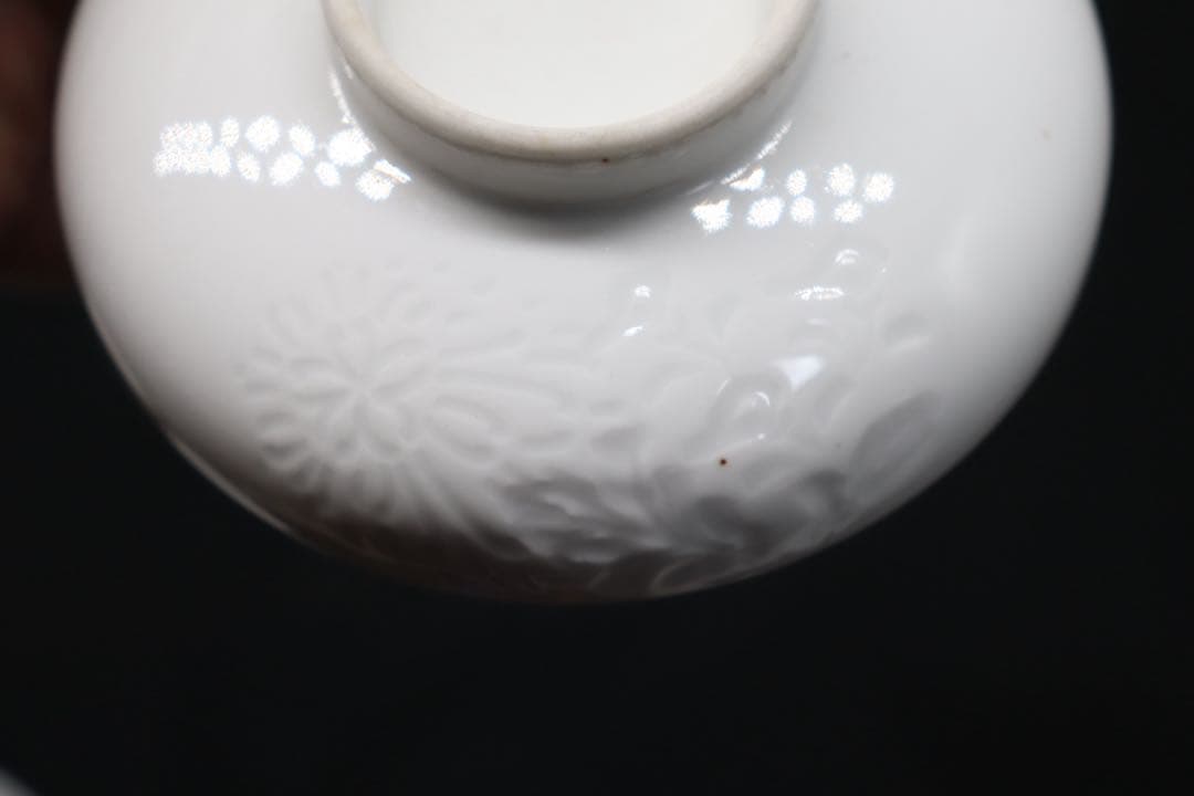 ※時代　白磁　菊紋蓋茶碗ペア　送料込み250917