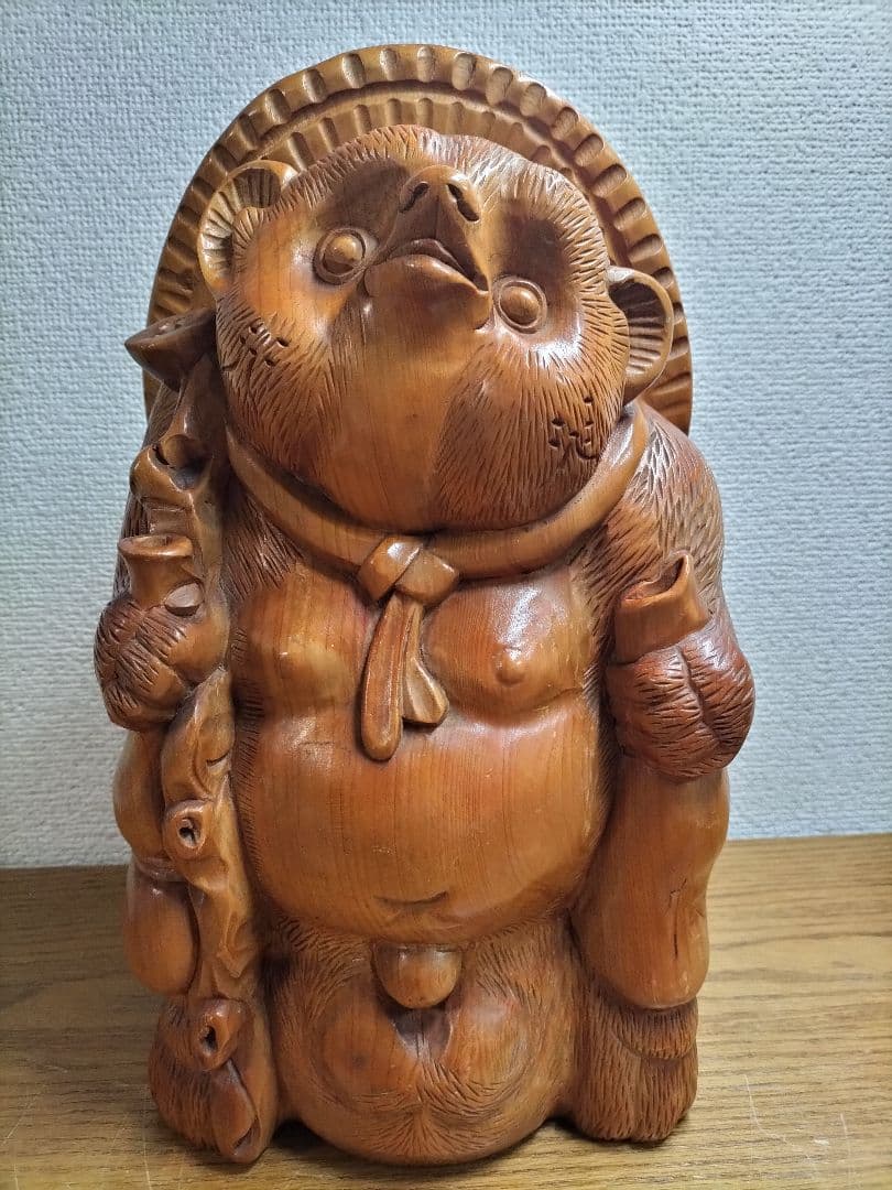 木製　狸の一刀彫りの彫刻　最終値下げ