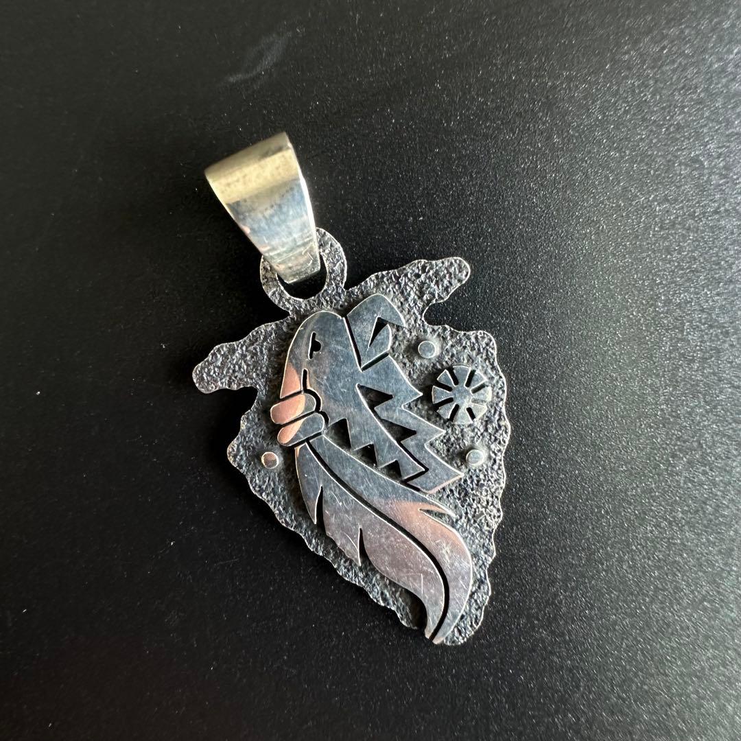 HOPI族　Gary & Elsie Yoyokie イーグル ペンダントトップ