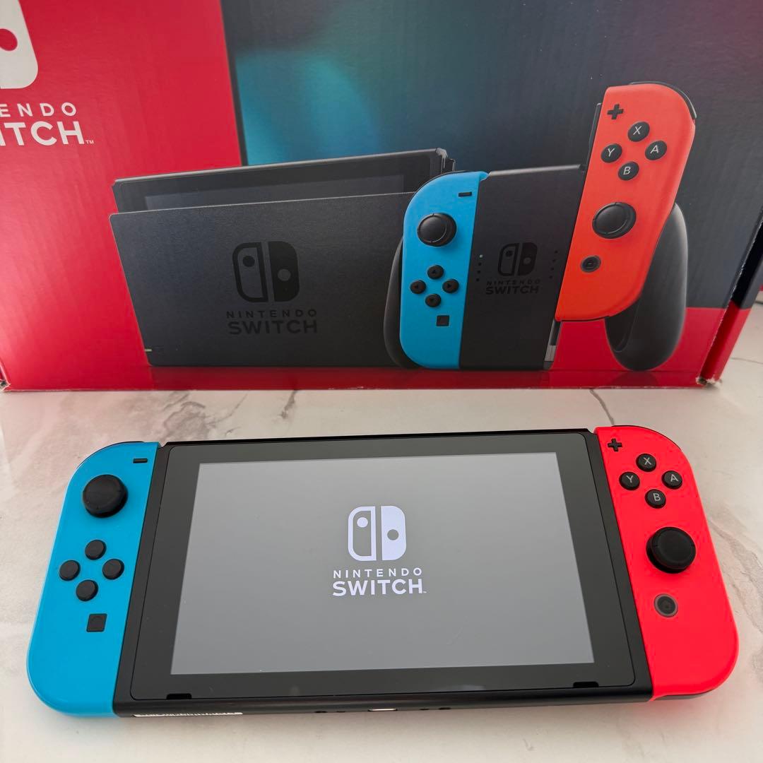 週末値下げ中　Nintendo Switch 本体 青/赤 オレンジ紫追加