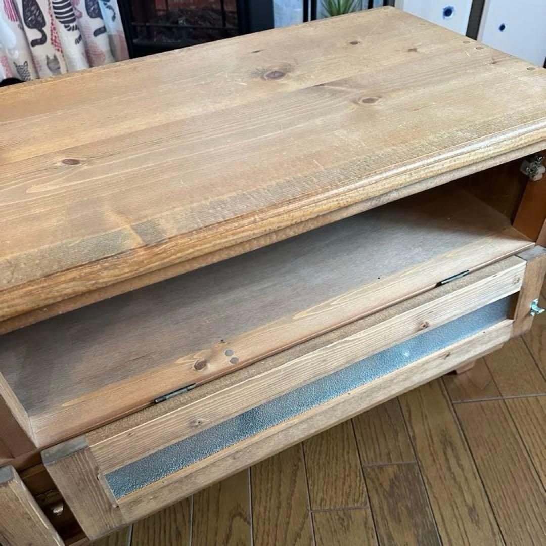 アンティーク風 木製テレビボード ローボード 収納付き ガラス扉