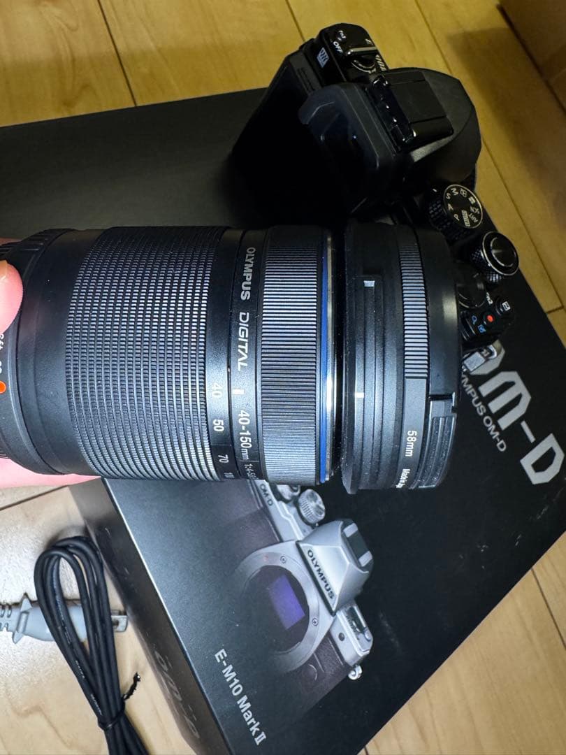 OLYMPUS オリンパス OM-D E-M10 Mark II