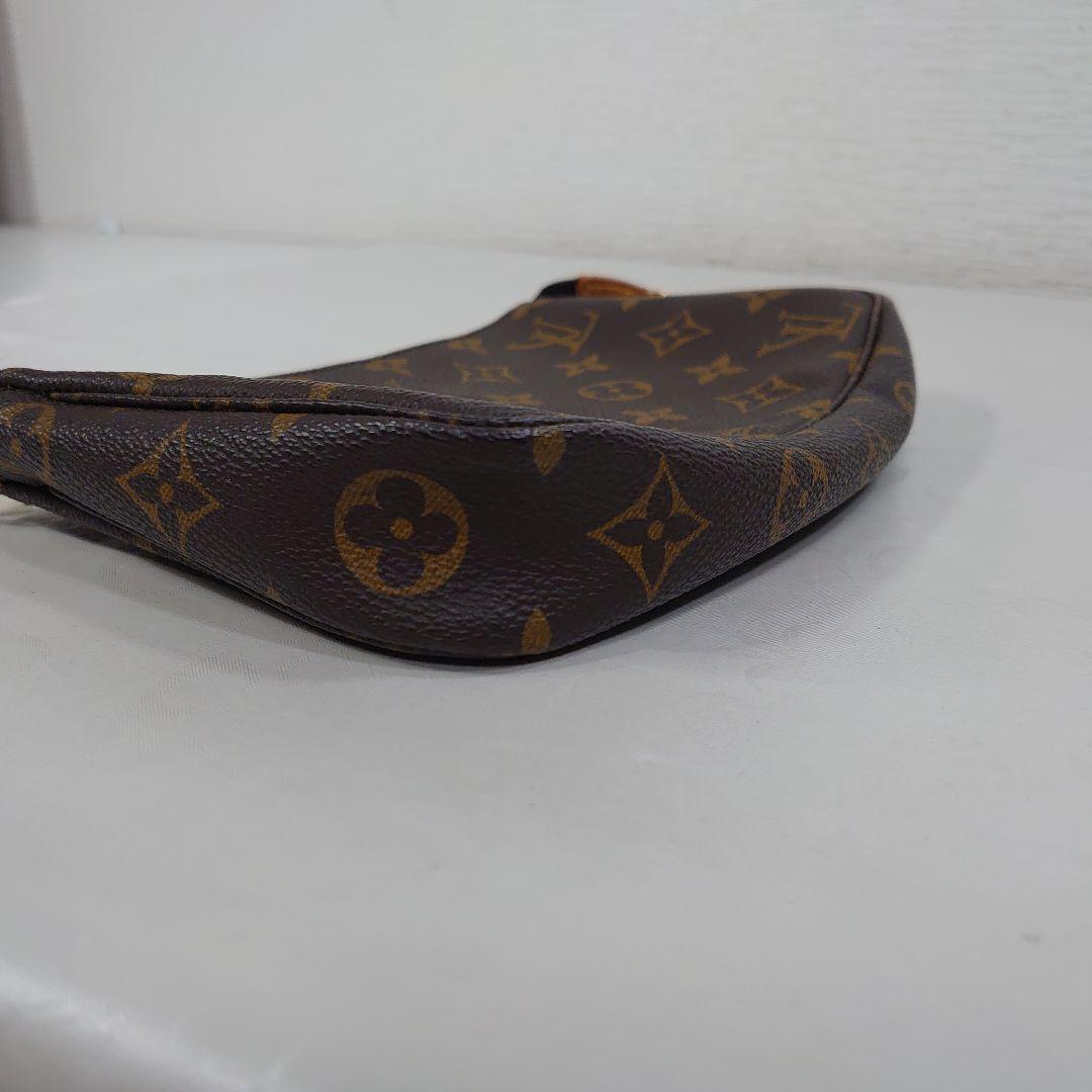 Louis Vuitton モノグラム ポシェットアクセソワール ケース