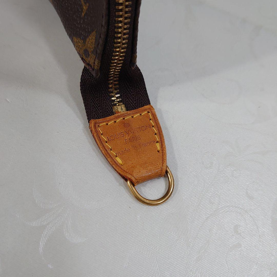 Louis Vuitton モノグラム ポシェットアクセソワール ケース